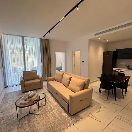 Swift Лимасол