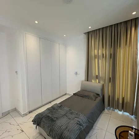Swift Apartment *