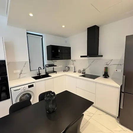 Swift Apartment *
