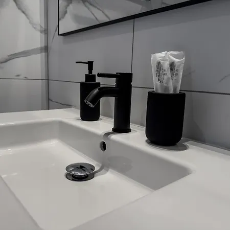 Swift Apartment *