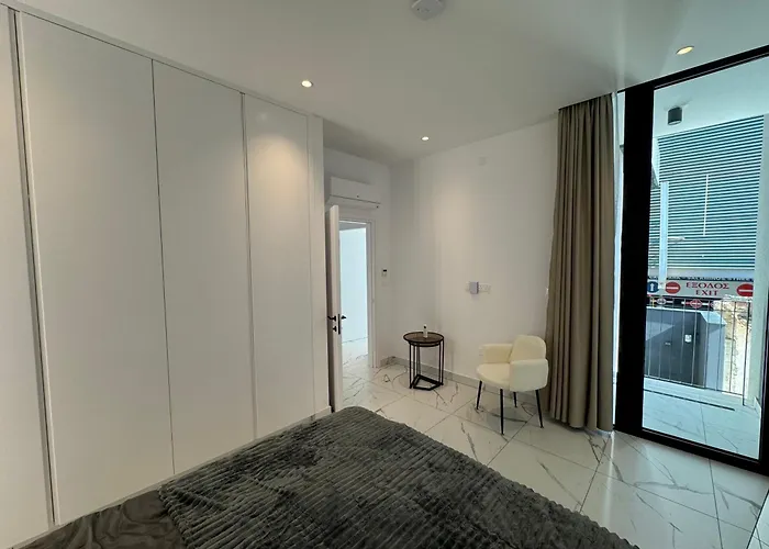 Swift Διαμέρισμα *