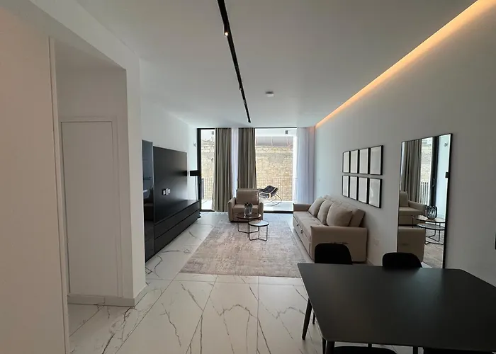 Swift * Λεμεσός