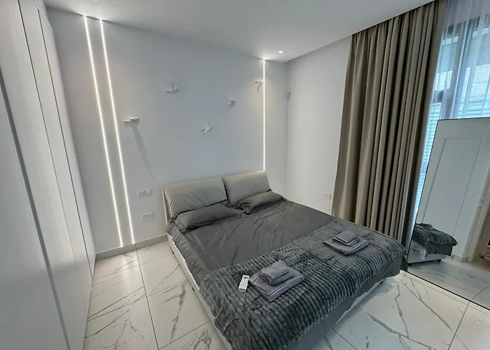 Swift * Λεμεσός